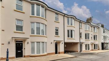 Apartment | Exterior