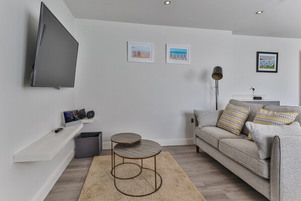 Apartment | Living room