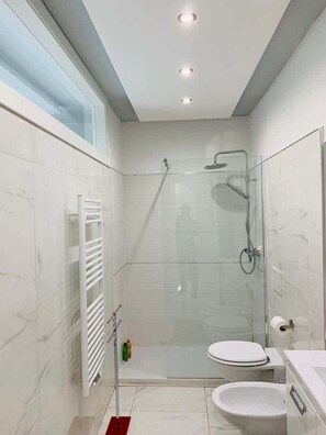 Superior Studio Suite, Lake View | Bathroom - Dolomia Gioele (Molveno)