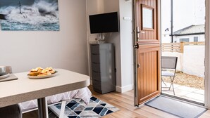 Apartment | Living room - Cozy Holiday Apartment in Porthleven, No Deposit (Helston)