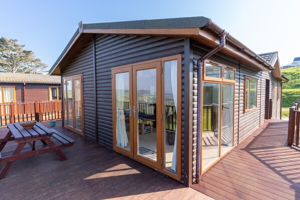 Chalet | Exterior