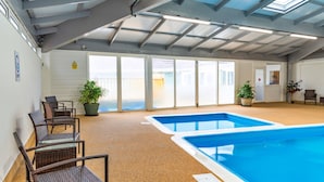 Chalet | Pool - Chalet in Cornwall Near Freathy Beach (Torpoint)