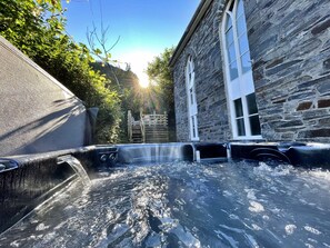 Maison | Bain à remous extérieur