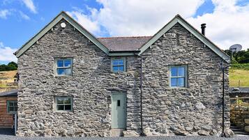 Cottage | Exterior