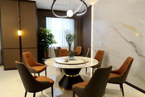 Unclassified image, 3 of 40, button - JJ Sun Hotel (Lanzhou)