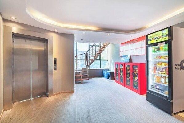 Interior - YanxI Hotel (Shanghai)