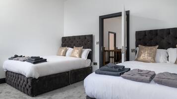 House | 5 bedrooms, iron/ironing board