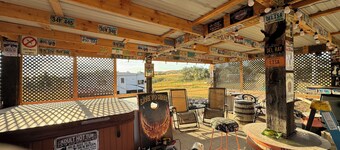Quaint 3-bedroom mobile home with AC in Box Elder for the Sturgis Rally