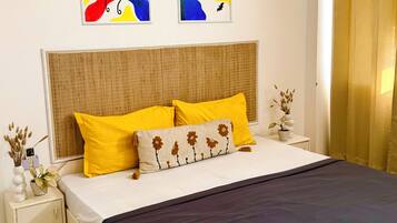 Deluxe Double or Twin Room, 1 Queen Bed, Balcony, Mountain View