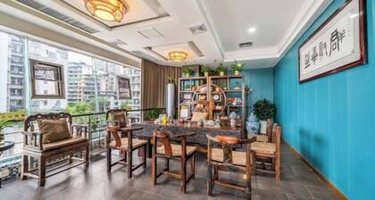 Three Gorges Feng Hotel (Zhongxian Guoyuan Road)