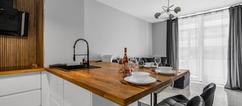Białołęka Apt - 61m2, Parking & Balcony - by Rentujemy