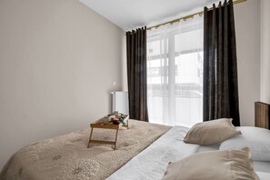 2 chambres, fer et planche à repasser, Wi-Fi gratuit, draps fournis