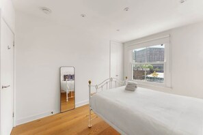 1 chambre, fer et planche à repasser, Wi-Fi, draps fournis
