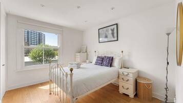 1 camera, ferro/asse da stiro, Wi-Fi, lenzuola