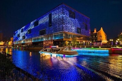 Wuhan Yashidi Light Luxury Hotel (Wuhan University Store)