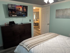 2 bedrooms, iron/ironing board, WiFi, bed sheets