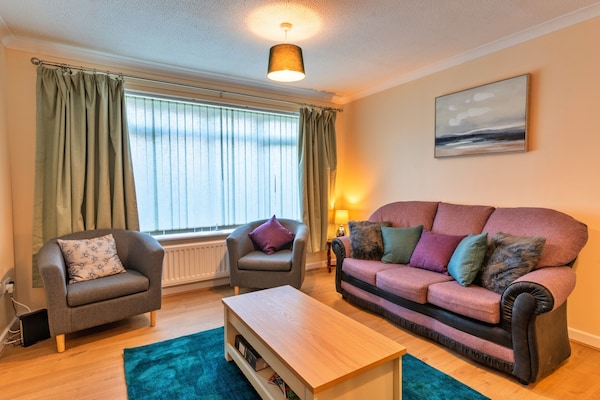 Cozy 3 Bedroom Apartment In Southern Lea - Burnham-on-Sea