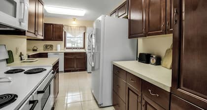 4-bedroom, living room, dining room, kitchen, game and family room, WiFi,