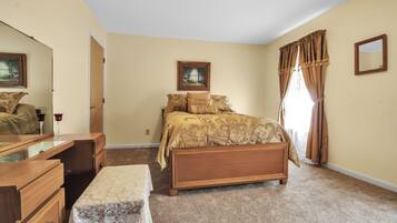 4 slaapkamers, een strijkplank/strijkijzer, wifi, beddengoed