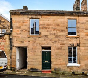Cottage | Exterior - House in Alnwick Near Bamburgh Castle (Alnwick)