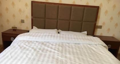 Ali Pulan Town Hotel