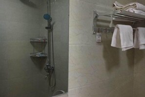 Bathroom - Ali Pulan Town Hotel (Purang)