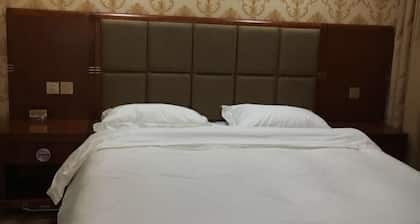 Ali Pulan Town Hotel
