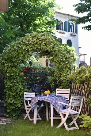 Restauration en plein air