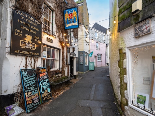 Cottage in Mevagissey Near Harbourfront