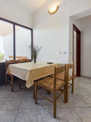 Dining - Apartment in Brodarica by Sandy Beach (Sibenik)