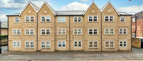Apartment | Exterior