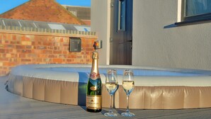 House | Exterior - Holiday Home Near Castle Quarter (Nottingham)