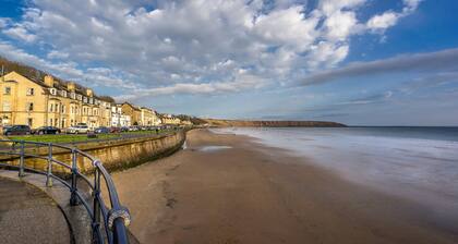 Apartment in the Heart of Filey, No Deposit