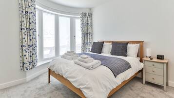 Apartment | 2 bedrooms, iron/ironing board