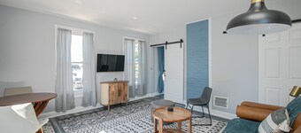 Unit 1:Ground floor, porch, king bed, garage, w/d