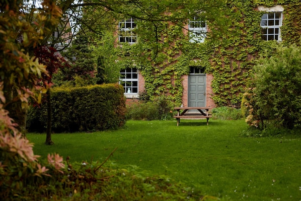 Cottage | Exterior