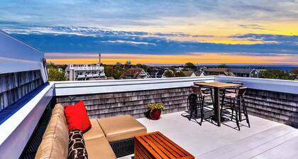 Stunning Views - Spacious + Modern - Outdoor Space