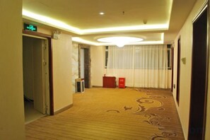 Unclassified image, 2 of 20, button - Kuqa Haodu Business Hotel (Kuqa)