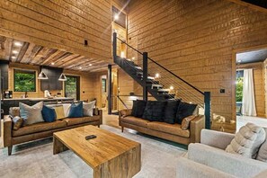 Smart TV, fireplace