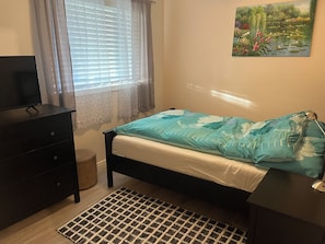 3 bedrooms, in-room safe, iron/ironing board, free WiFi