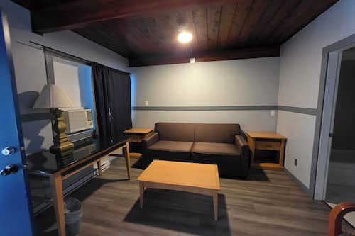 Family Room | Individually decorated, individually furnished, free WiFi