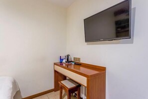 Room - Super 8 Hotel (Beijing Jianguomen Subway Station Capital Children's Research Institute) (Beijing)