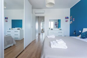 2 bedrooms, in-room safe, iron/ironing board, WiFi