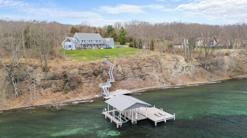 Lakefront 6BR Retreat with Private Dock, Huge Deck & Epic Seneca Views