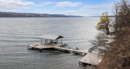 Lakefront 6BR Retreat with Private Dock, Huge Deck & Epic Seneca Views