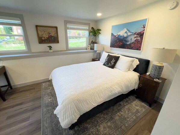 Desk, iron/ironing board, free WiFi, bed sheets