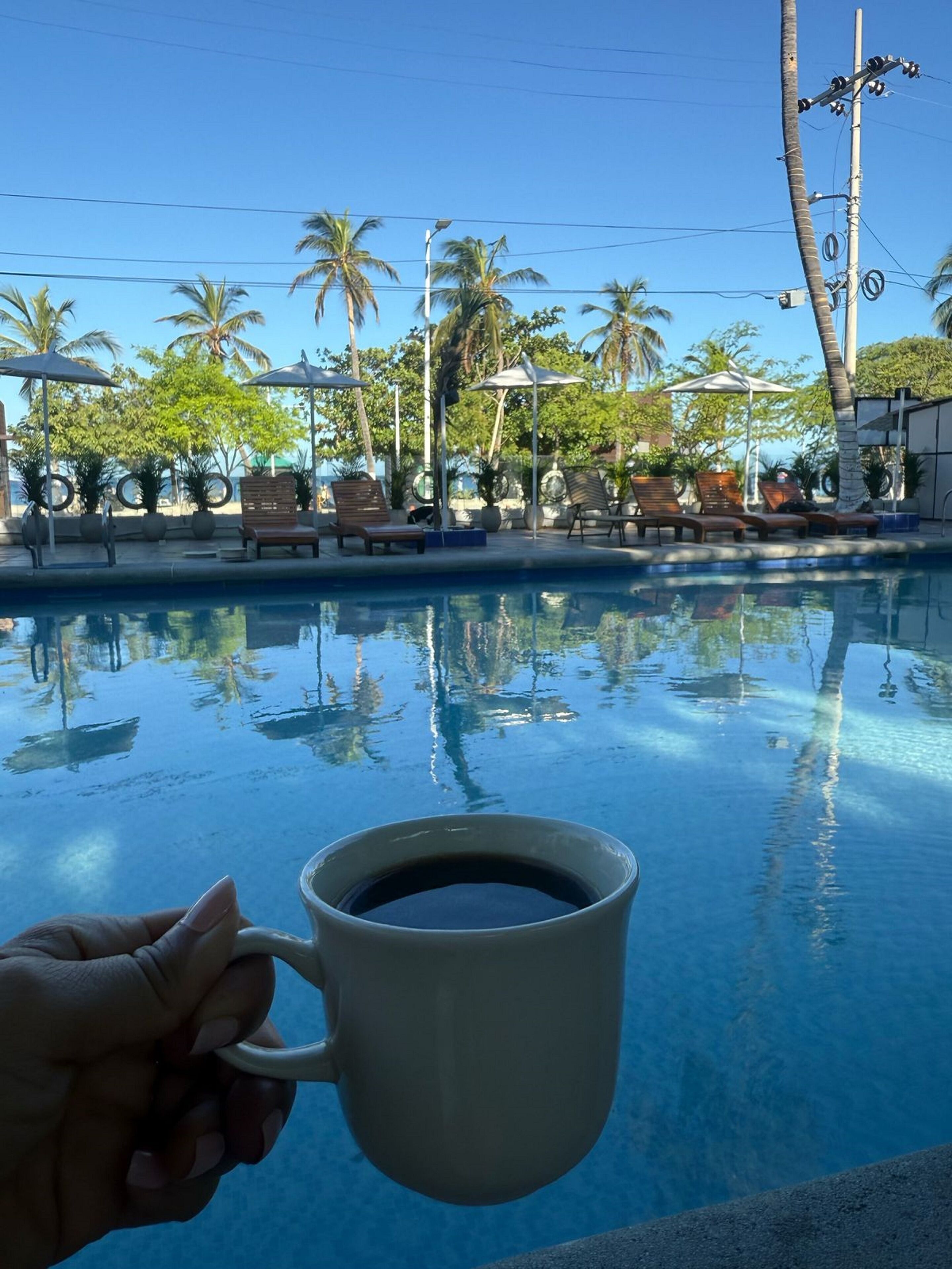 Hồ bơi ngoài trời 