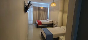 Standard-Dreibettzimmer