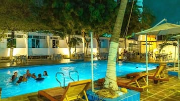 Alberca al aire libre