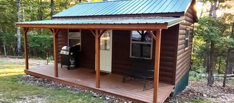 Pine Ridge Cabin - A Cozy Getaway for Two near Jasper AR!